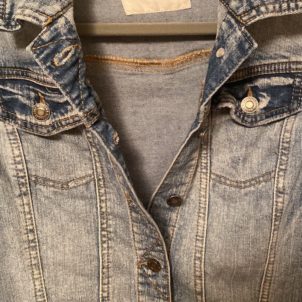 Jean jacket - Picture 2 of 3